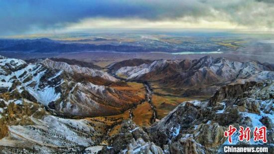 图为柴达木盆地生态区。海西州委宣传部 供图 图为柴达木盆地生态区。海西州委宣传部 供图
