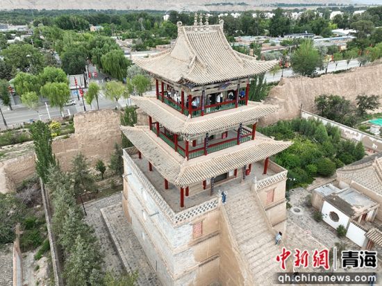 图为贵德玉皇阁。殷荣成摄