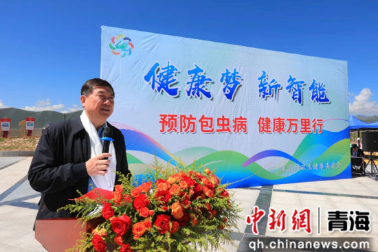 图为“预防包虫病 健康万里行” 活动现场。仁增桑俄摄 图片 图为“预防包虫病 健康万里行” 活动现场。仁增桑俄摄 图片