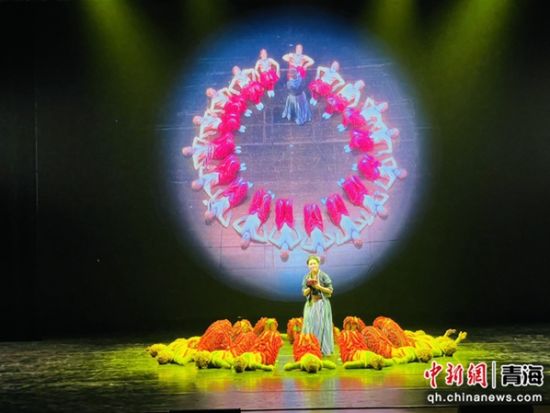 图为演出现场。西宁市总工会 供图