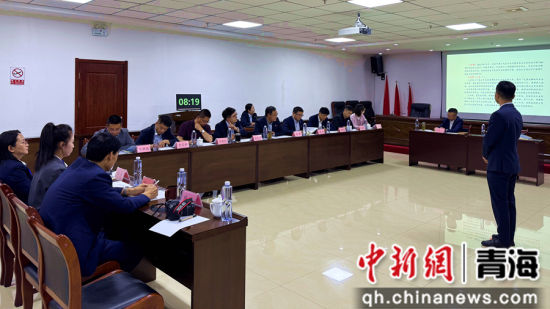 图为面试现场。陈宗淇 摄 图为面试现场。陈宗淇 摄